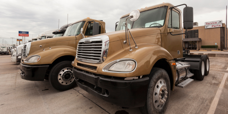 brown day cab trailer